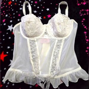 Vintage Sophie B. Corset. White. Size L.